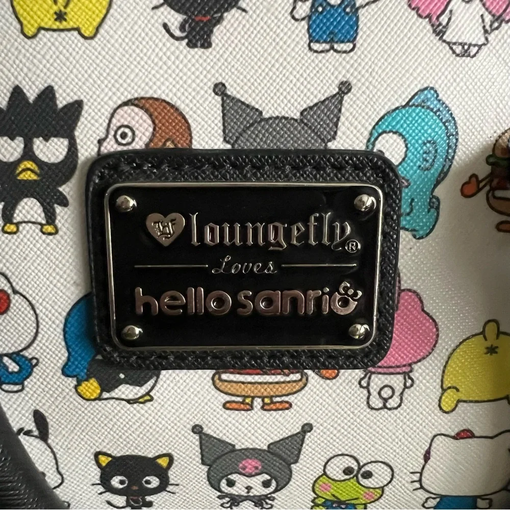 VERY RARE Loungefly loves Sanrio AOP Character Crossbody Purse Bag Satchel HEART